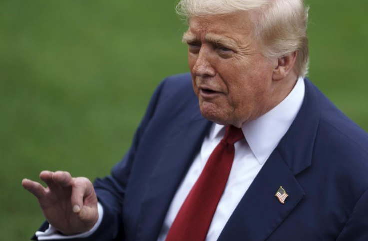 Trump expande su política de deportación a terceros países con Honduras y Uganda, dice CBS