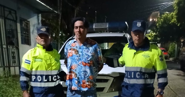 Capturan con 160 grados de alcohol al presunto responsable de accidente ocurrido en calle al lago de Coatepeque 