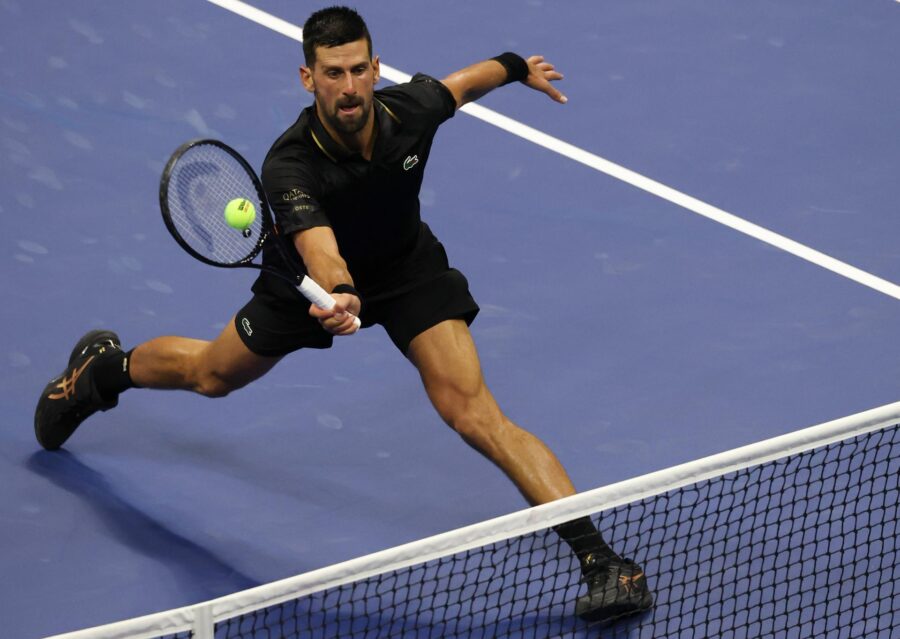 Djokovic y Sabalenka inician con buenos resultados el Abierto de EEUU