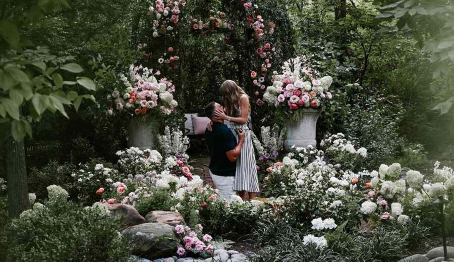 El vestido que Taylor Swift luce en las fotos de su compromiso se agota en ventas