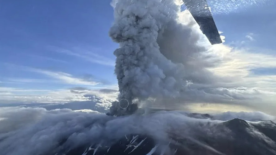 Hasta siete volcanes despiertan a la vez tras el terremoto de Kamchatka