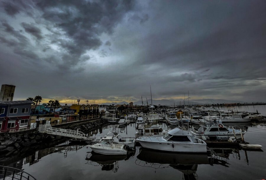 La tormenta Lorena, debilitada, amenaza con fuertes lluvias en noroeste y norte de México