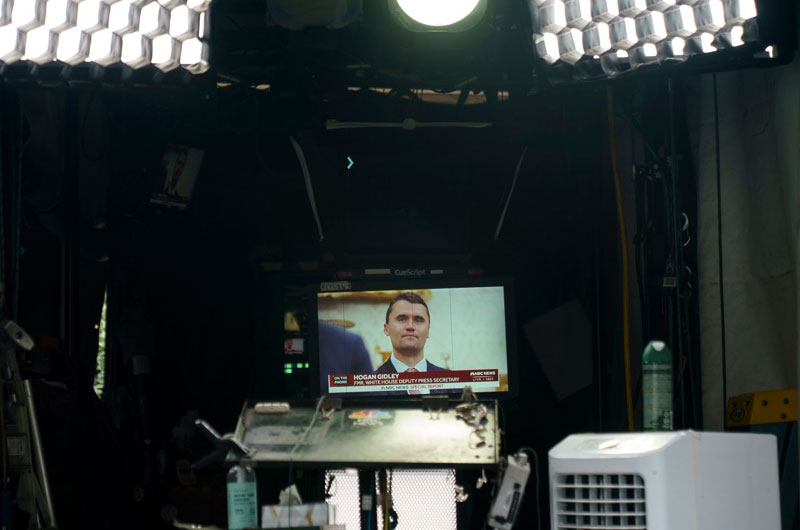 El FBI dice que detuvo al sospechoso de asesinar de un disparo a Charlie Kirk