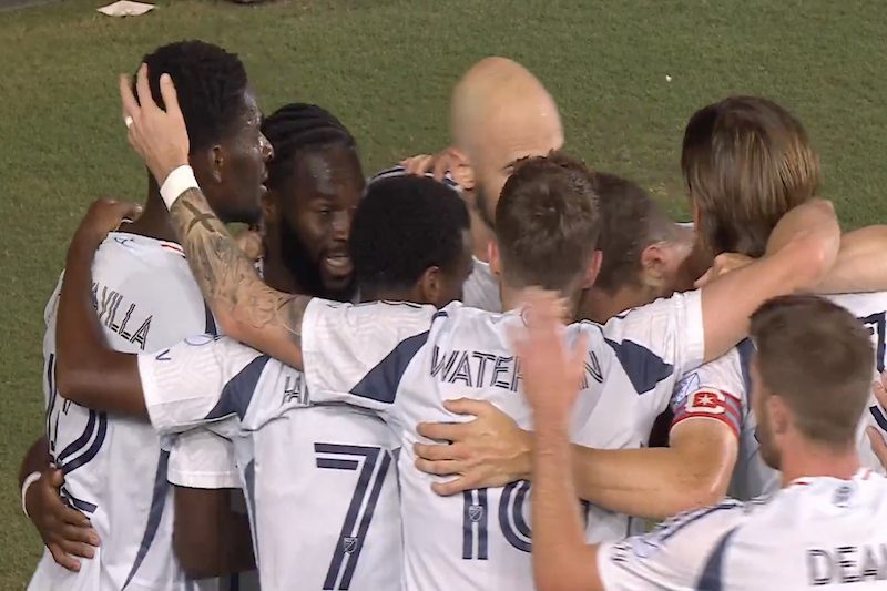 Chicago Fire golea 5-3 al Inter Miami de Messi y clasifica a playoffs