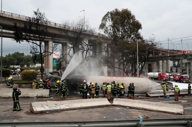 Ciudad de México reporta tres fallecidos y setenta heridos por explosión de camión de gas