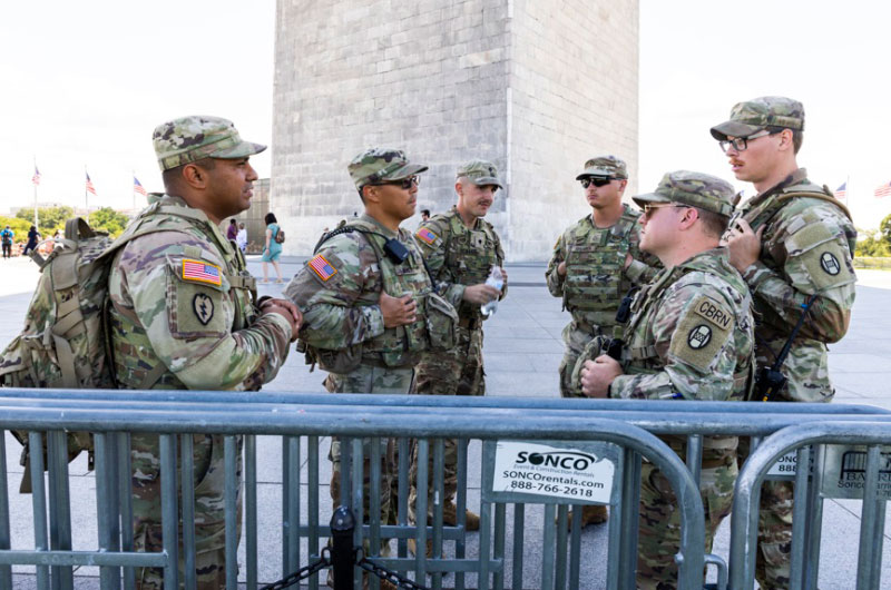 Trump asegura que acabará enviando a la Guardia Nacional a Chicago y Baltimore