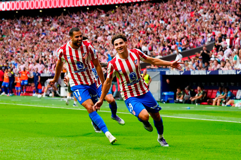 Atlético aplasta al Eintracht con otra «manita» y Griezmann llega a 200 goles