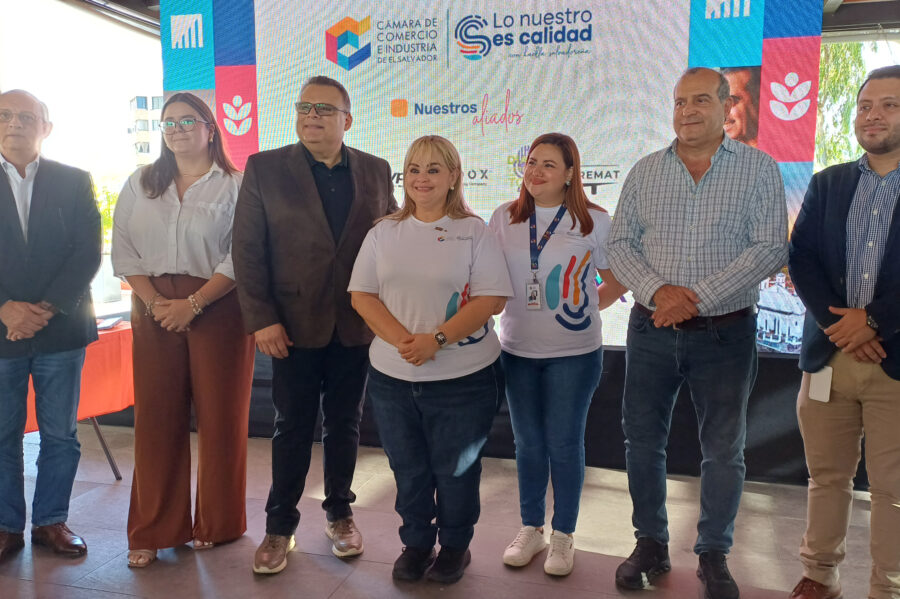 Empresarios lanzan campaña para promover la producción salvadoreña