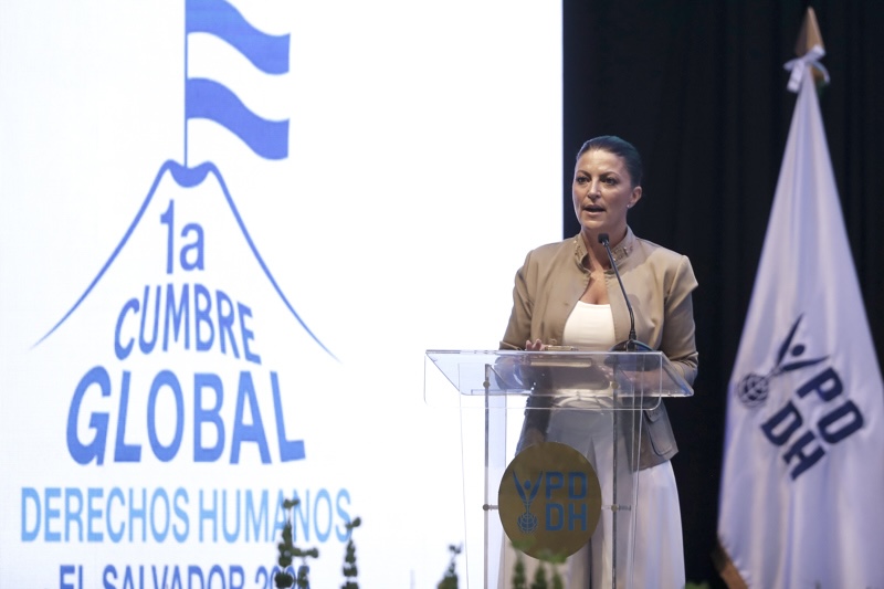 Exdiputada española de Vox destaca el «milagro» en seguridad de Bukele en El Salvador