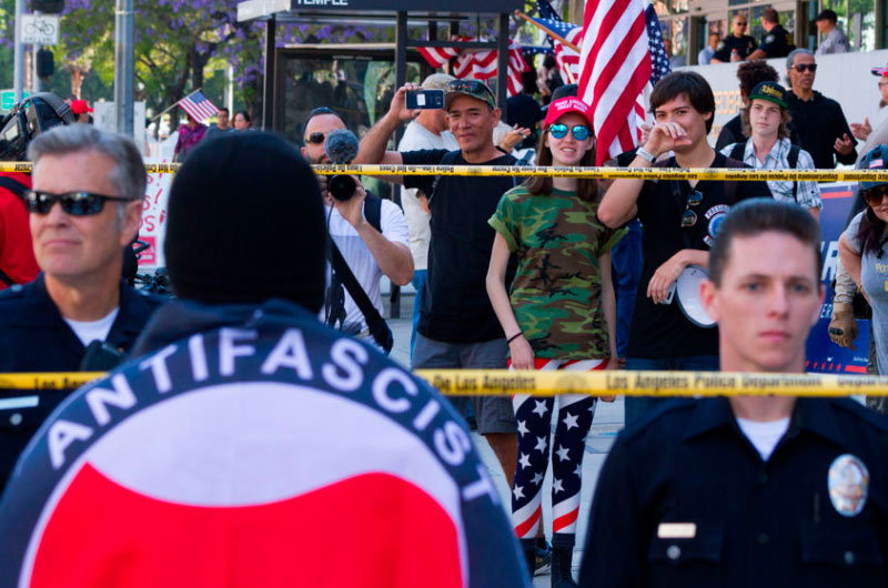 Trump declara oficialmente como «terrorista» al movimiento Antifa de EE.UU.