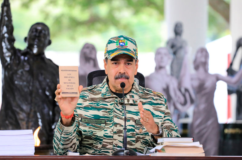 Venezolanos acuden al llamado de adiestramiento de Maduro ante «amenazas» de EE.UU.