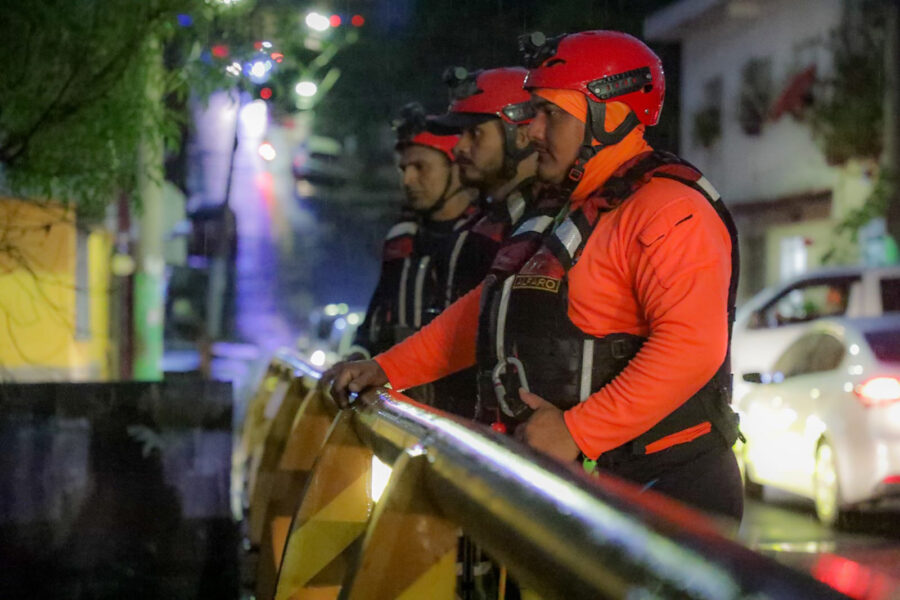 Protección Civil ha invertido $7 millones en vehículos, y en equipamiento mecánico y táctico