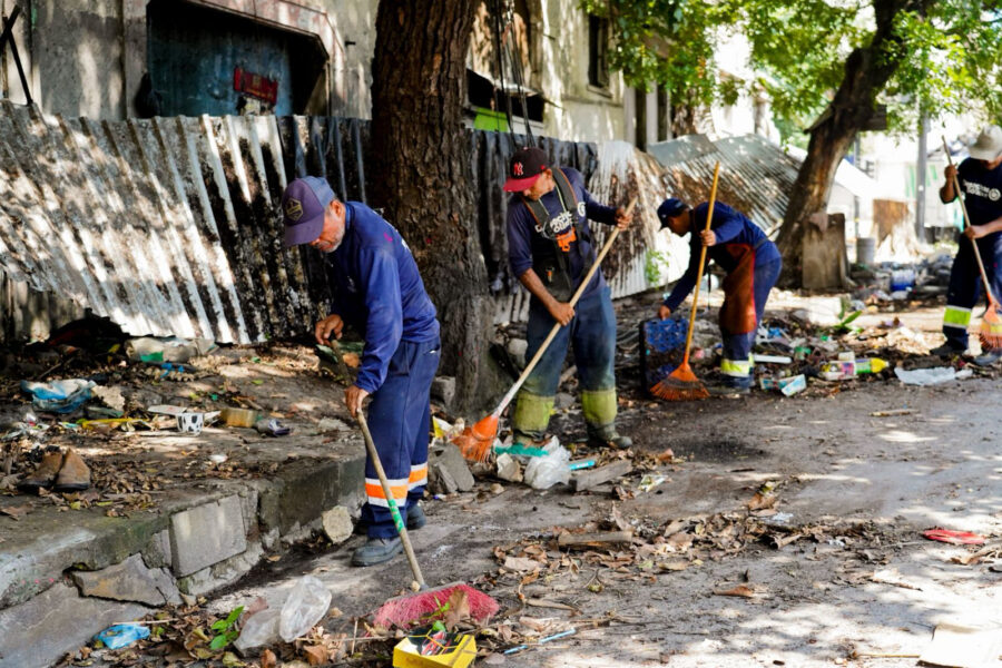 Alcaldía capitalina inició retiro de ventas en alrededores de hospitales Rosales, Primero de Mayo y Oncológico del ISSS