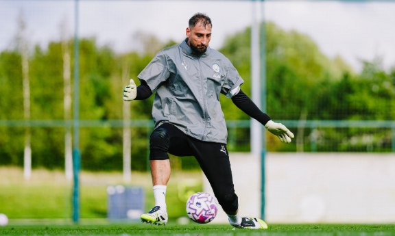 Pep Guardiola: «No hemos traído a Donnarumma para que haga lo de Ederson»