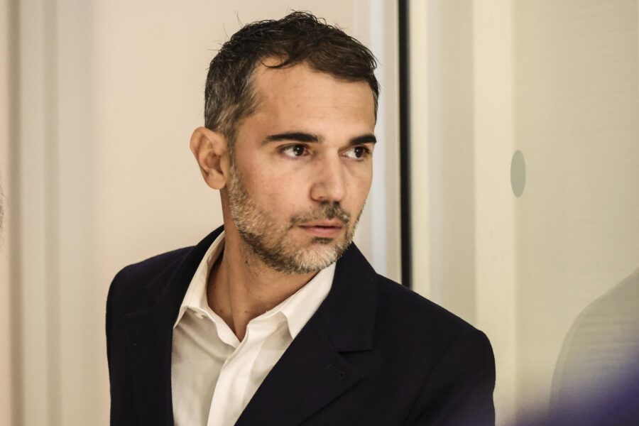 El principal ‘influencer’ en el ciberacoso a Brigitte Macron se considera «una víctima»