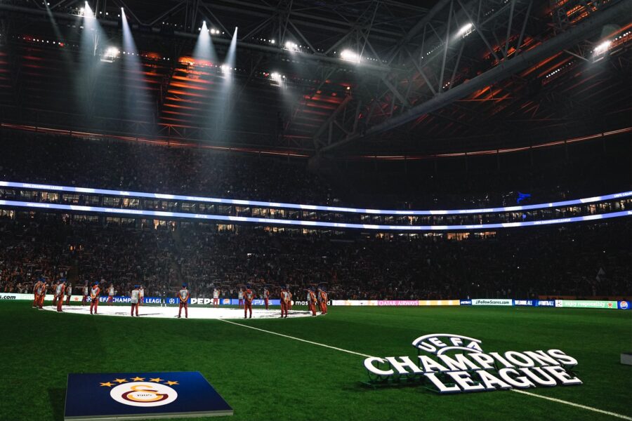 La Federación turca de fútbol suspende a 149 árbitros y asistentes por apuestas