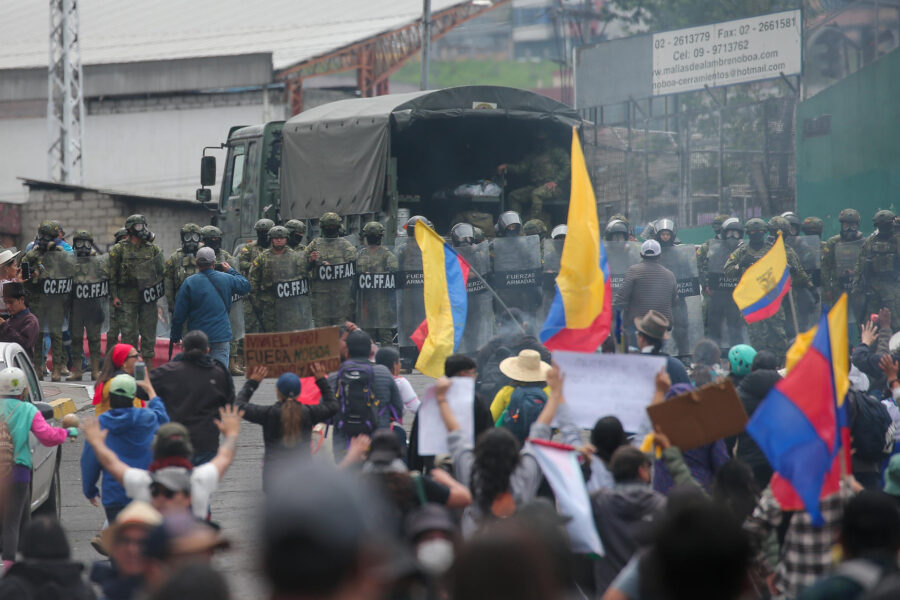 Protestas en Ecuador cumplen un mes sin acercamiento ni diálogo entre Gobierno e indígenas