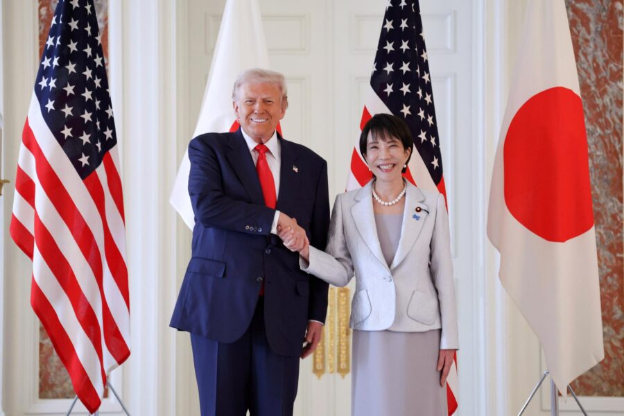 Trump realiza una visita a Japón llena de halagos pero sin grandes avances comerciales
