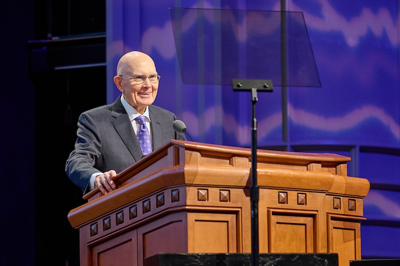 La Iglesia Mormona nombra a Dallin H. Oaks como su nuevo líder