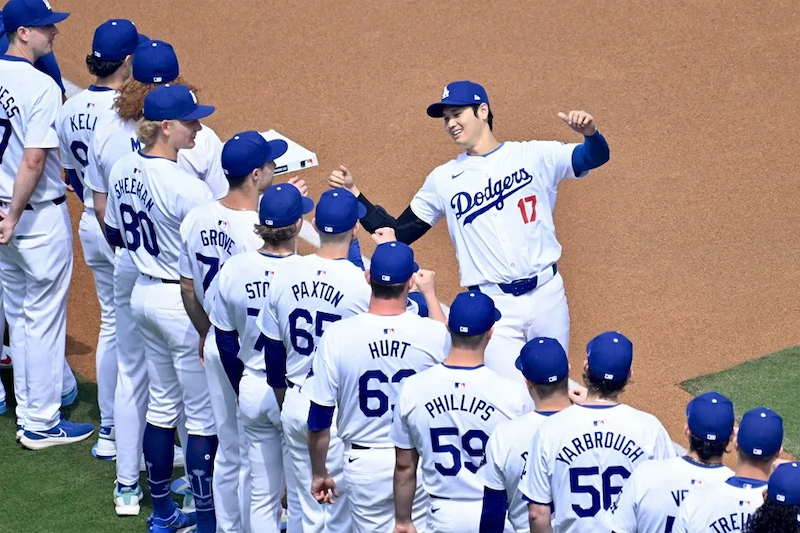 Los Dodgers barren a los Cerveceros y avanzan a la Serie Mundial con un show de Ohtani