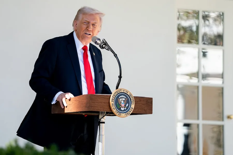 Trump lamenta que la Constitución le impida postularse a un tercer mandato