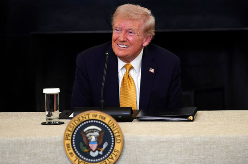 Gobierno de Trump destituye a comisionados que evaluaban construcciones en la Casa Blanca