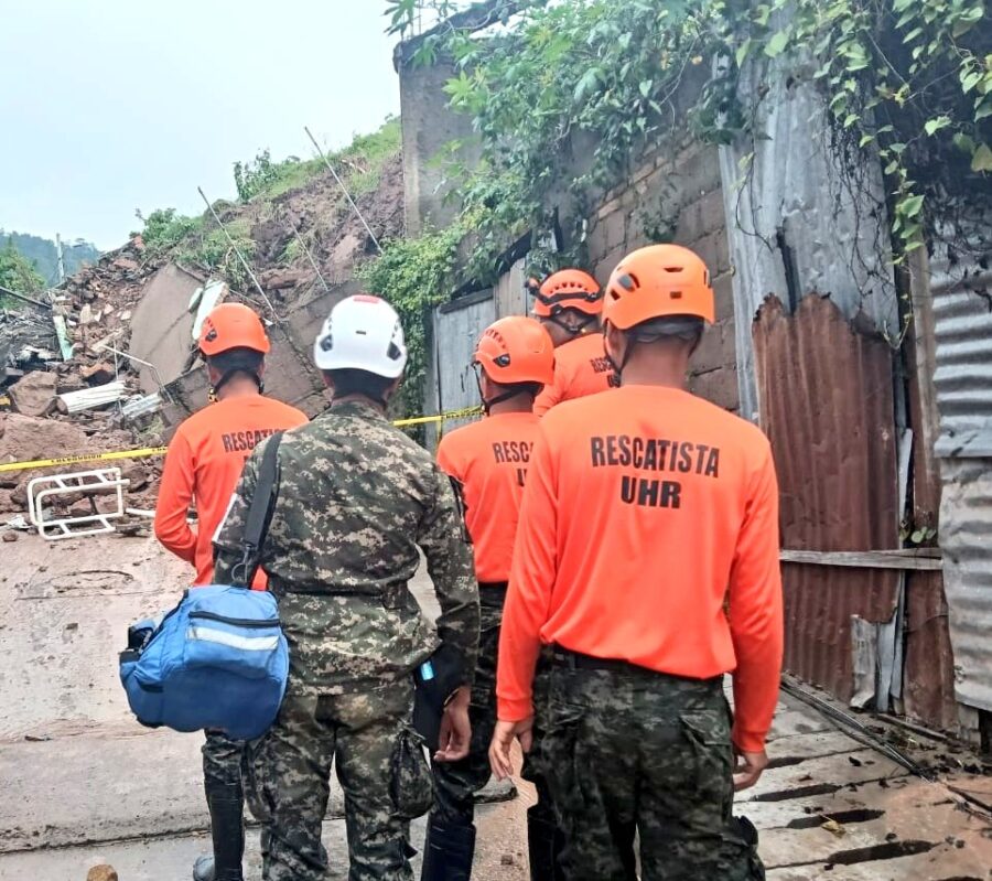 Suben a 15 los muertos por las lluvias en Honduras y el Gobierno convoca reunión urgente