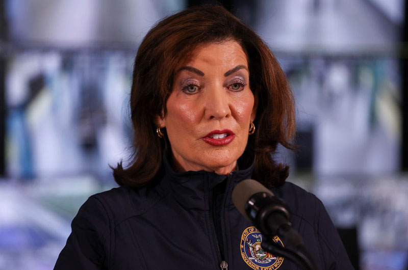 Gobernadora de Nueva York declara emergencia para liberar $65 millones en ayuda alimentaria