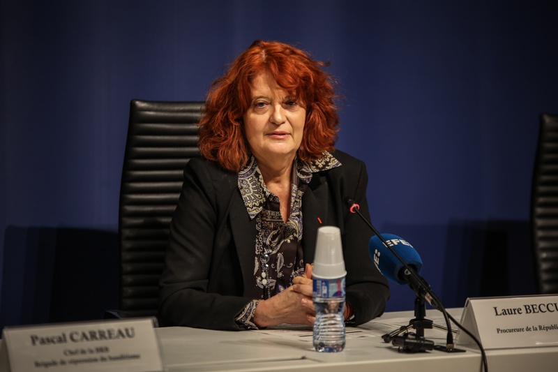 Detienen a cinco sospechosos más por millonario robo de joyas en el Louvre