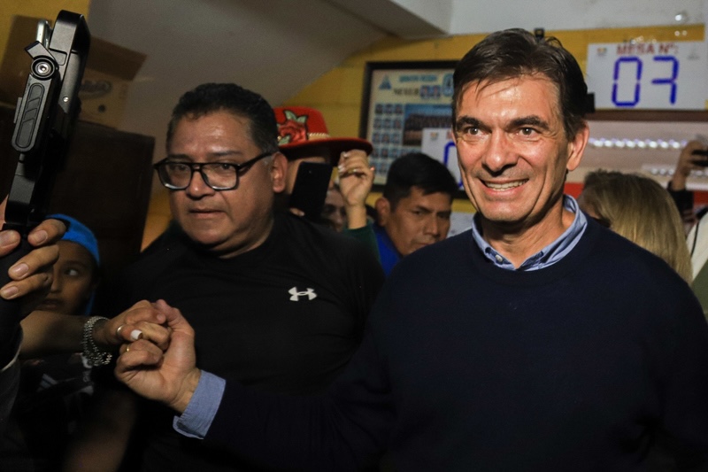Rodrigo Paz, el centrista que ganó la inédita segunda vuelta con el voto popular boliviano