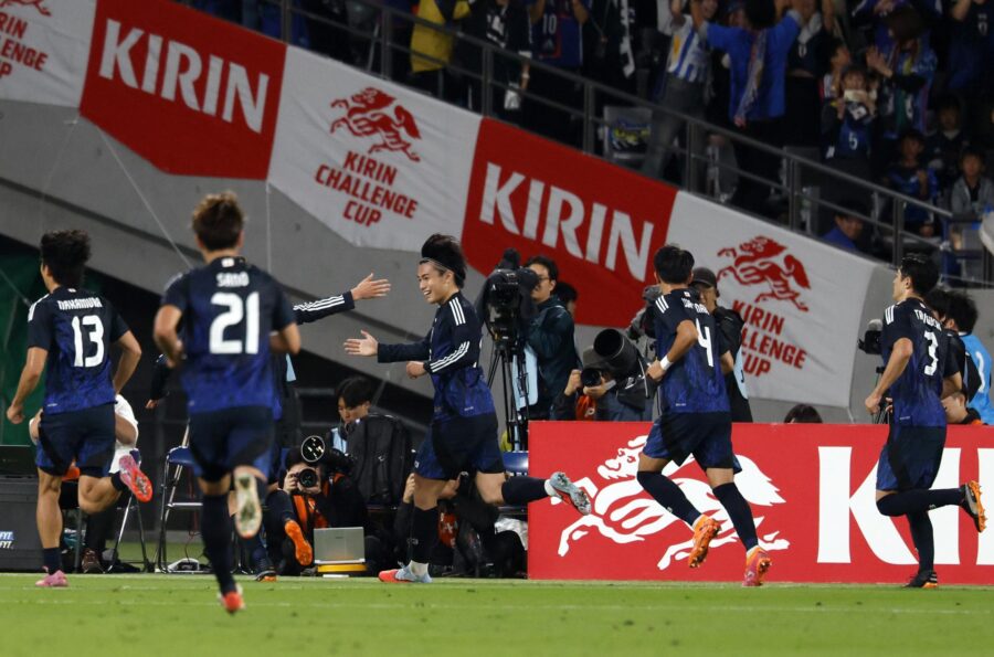 Japón logra su primera victoria histórica ante Brasil tras remontarle dos goles