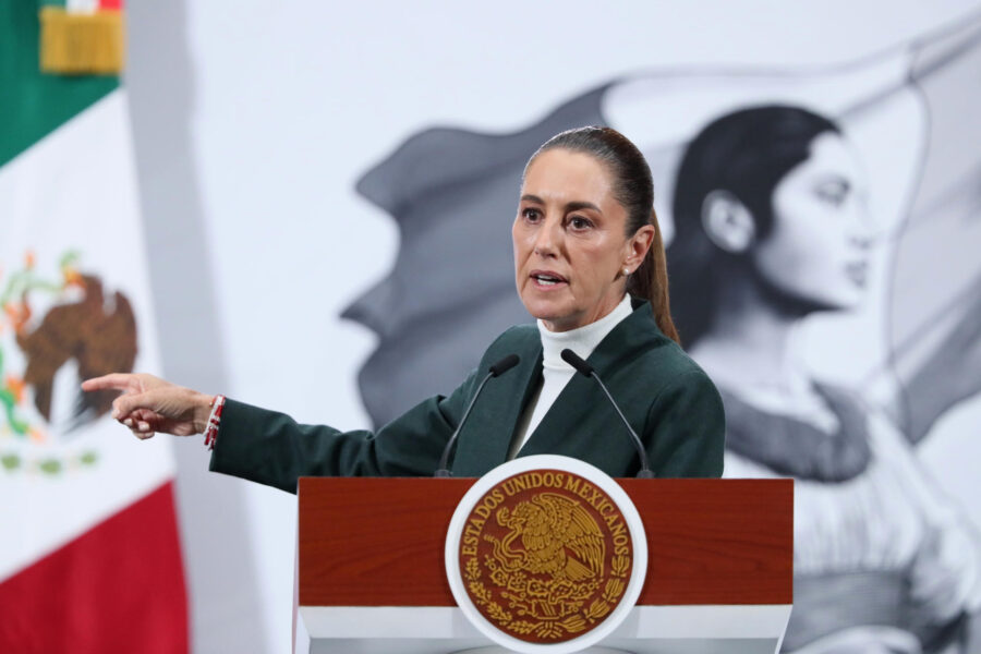 Presidenta de México presenta reforma constitucional para penalizar acoso tras ser agredida