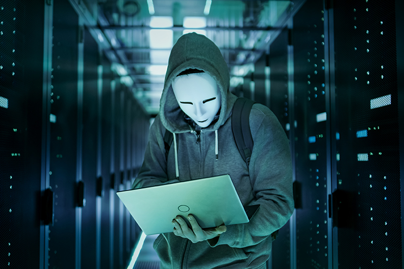 Deepfakes en tiempo real y cibercrimen automatizado amenazan 2026