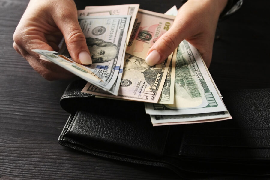 El Salvador tiene la tasa más alta de remesas usadas para consumo a nivel regional