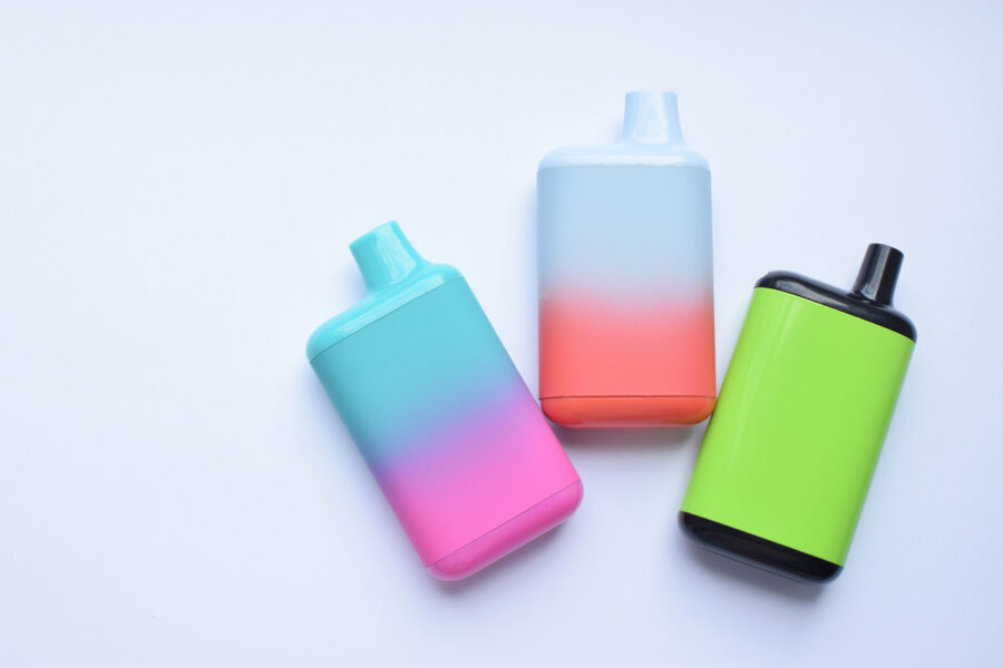 La OMS alerta sobre el auge del cigarrillo electrónico entre los jóvenes