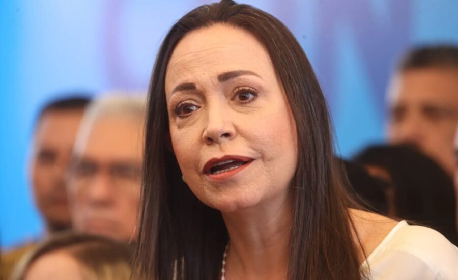 El presidente de Paraguay acompañará a Machado a recibir el Premio Nobel de la Paz 2025