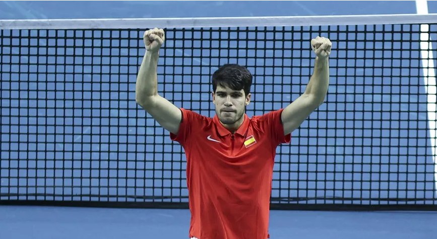 Carlos Alcaraz liderará a España en la Final 8 de la Copa Davis