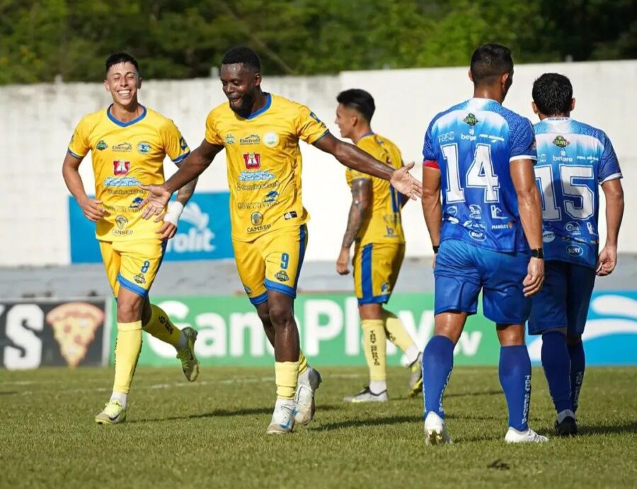 Municipal Limeño y Fuerte San Francisco empatan y mantienen la lucha por los cuartos de final