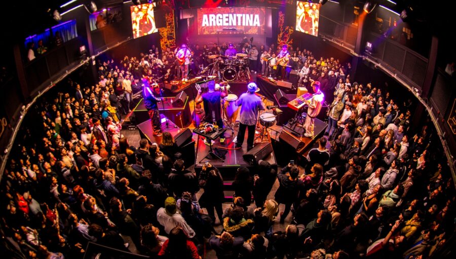 Cindy Cats, la banda a cuyo concierto asistió Rosalía en Buenos Aires