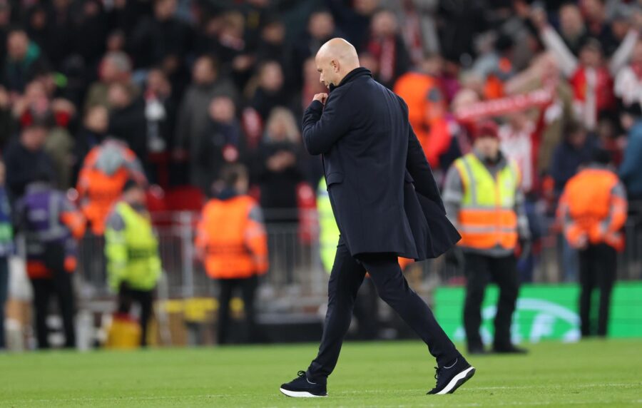 El entrenador del Liverpool afirma tener respaldo de la directiva pese a malos resultados