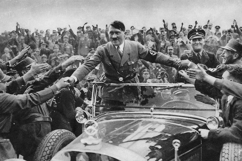 ADN revela que Hitler padecía síndrome genético que afectó su desarrollo sexual
