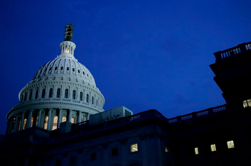 Congreso de EE.UU. aprueba acuerdo y pone fin a 43 días de cierre de Gobierno