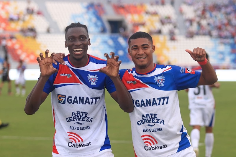 Firpo cierra líder la fase regular y buscará el título 11 de la Liga Mayor