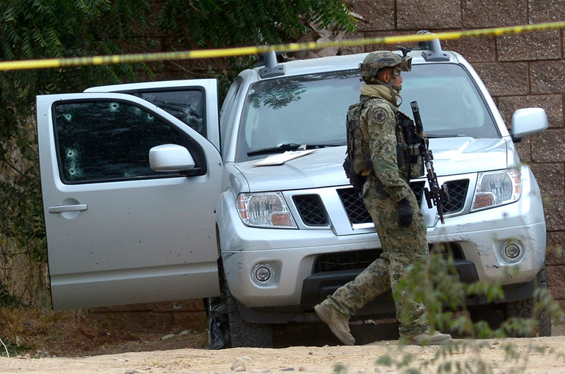 Trece muertos deja enfrentamiento entre agentes y criminales en estado mexicano de Sinaloa
