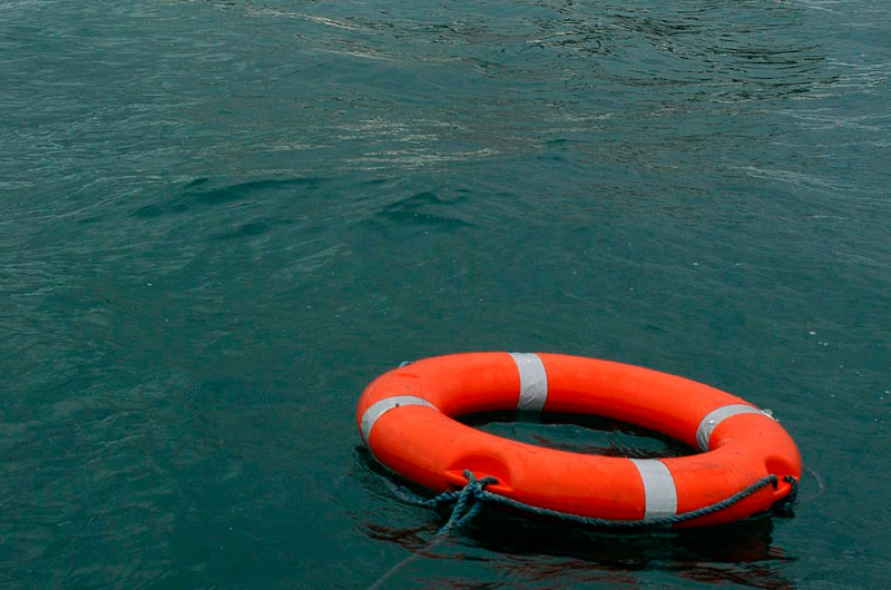 Niña colombiana muere en naufragio de migrantes en costas de Panamá