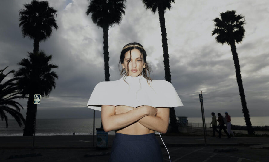 Rosalía celebra la mística femenina ante un mundo necesitado de «fe»