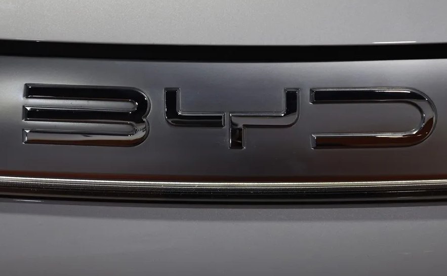 Tres muertos en un derrumbe en las obras de un parque industrial vinculado a BYD en China