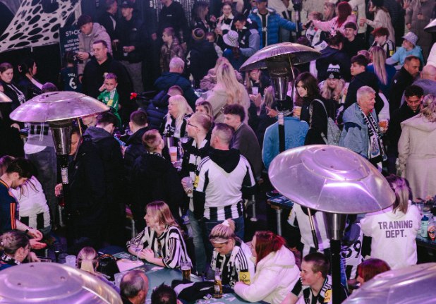 Newcastle United denunciará ante la UEFA el trato policial a sus aficionados en Marsella