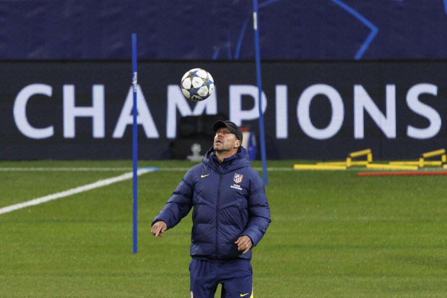 Atlético de Madrid visita al PSV Eindhoven en busca de oxígeno en Champions League