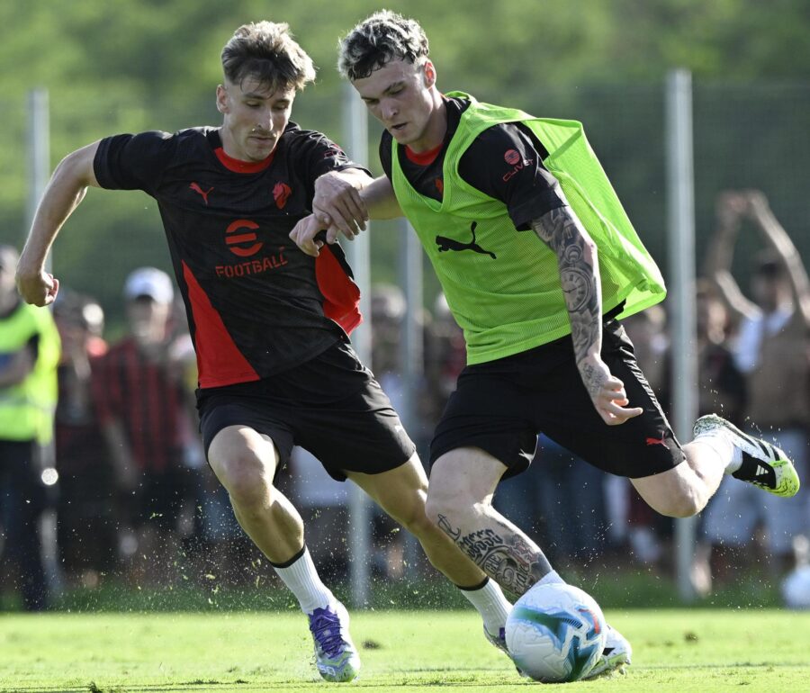 Milan extiende contrato del centrocampista Alexis Saelemaekers hasta 2031